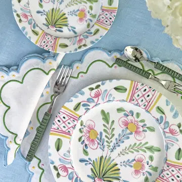 Sugus Embroidered Linen Scalloped Placemat (Set of 4)